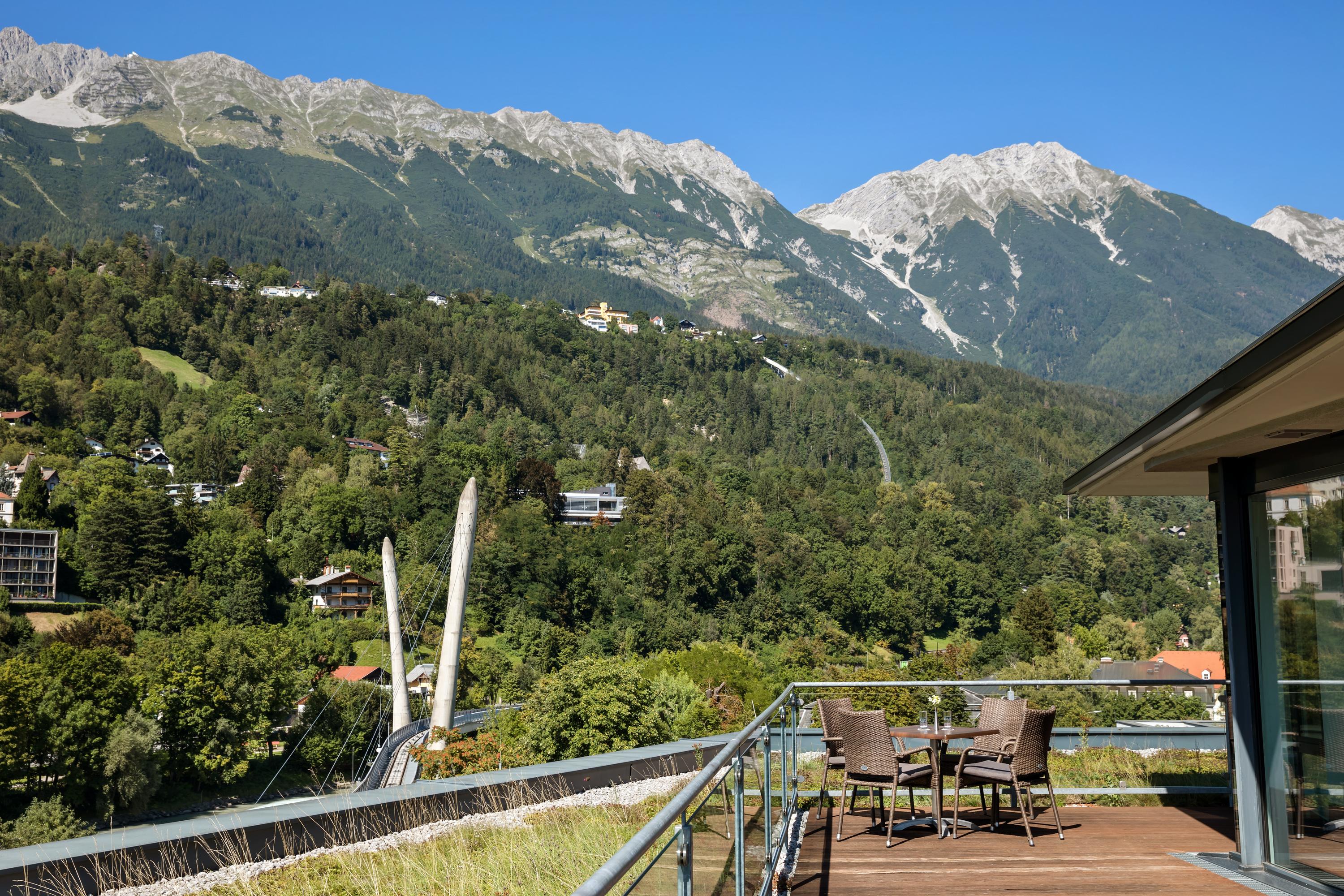 Austria Trend Hotel Congress Innsbruck Exterior photo